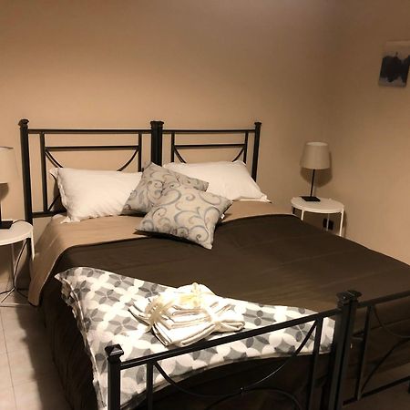 Bed and Breakfast Il Greco Aeroporto di Catania Fontana Rossa Esterno foto